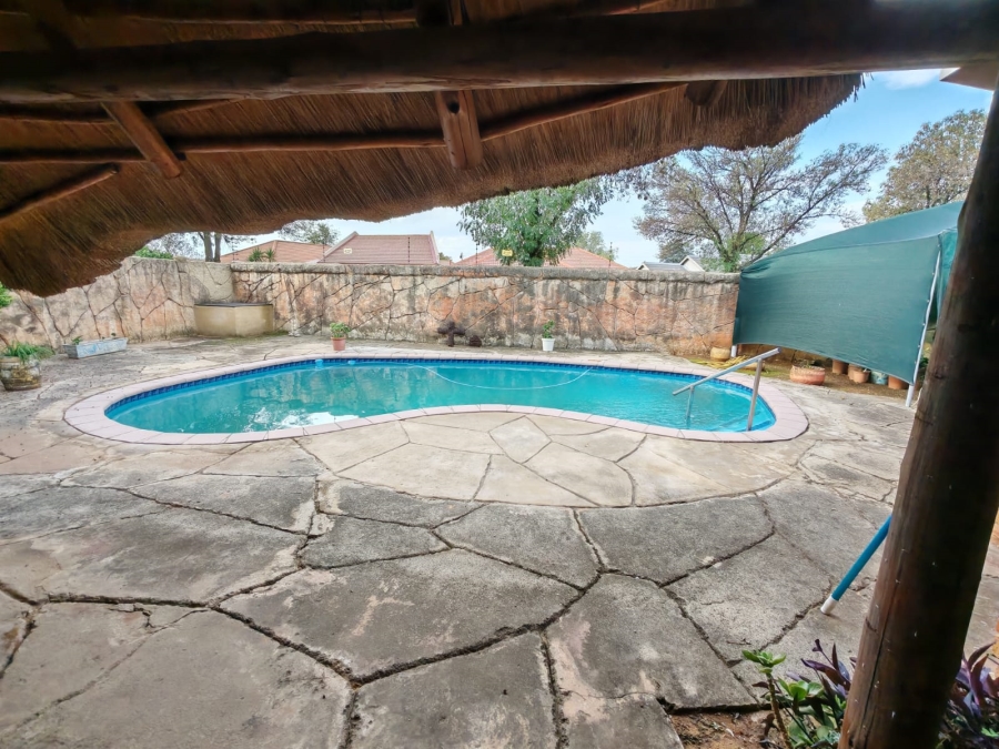 4 Bedroom Property for Sale in Vaalpark Free State